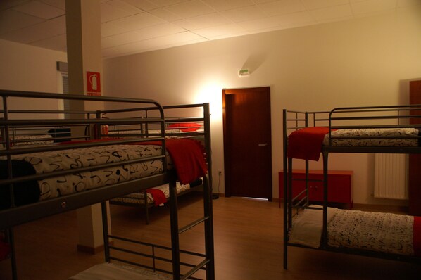 Free WiFi, bed sheets, wheelchair access