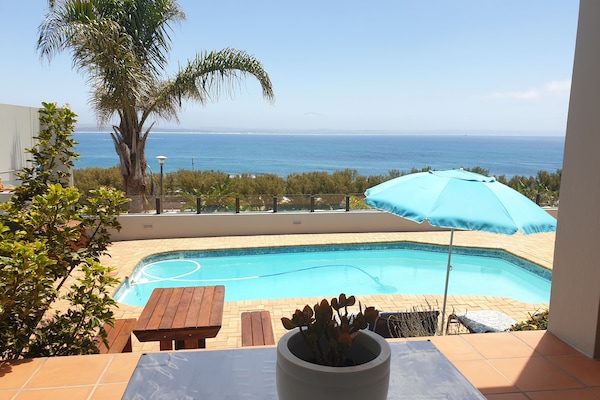 Apartment | Water view