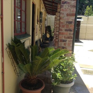 Property grounds - Cottage in Orange Grove (Johannesburg)