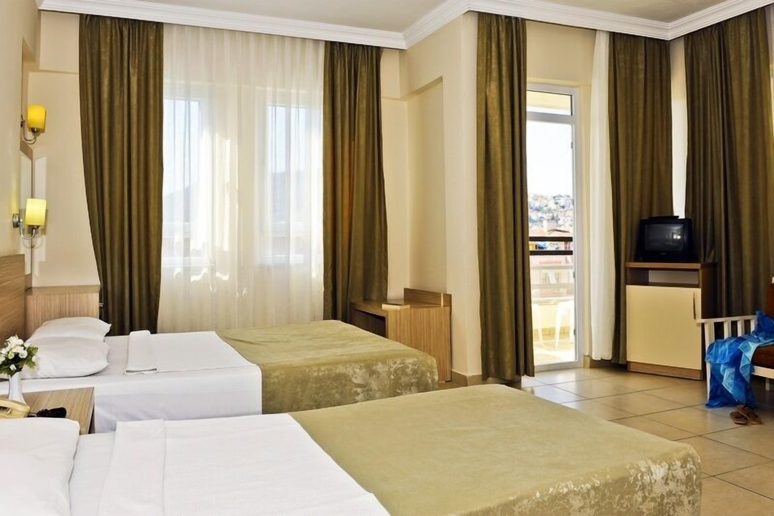 superior stüdyo 1 (with air conditioning) | in-room safe