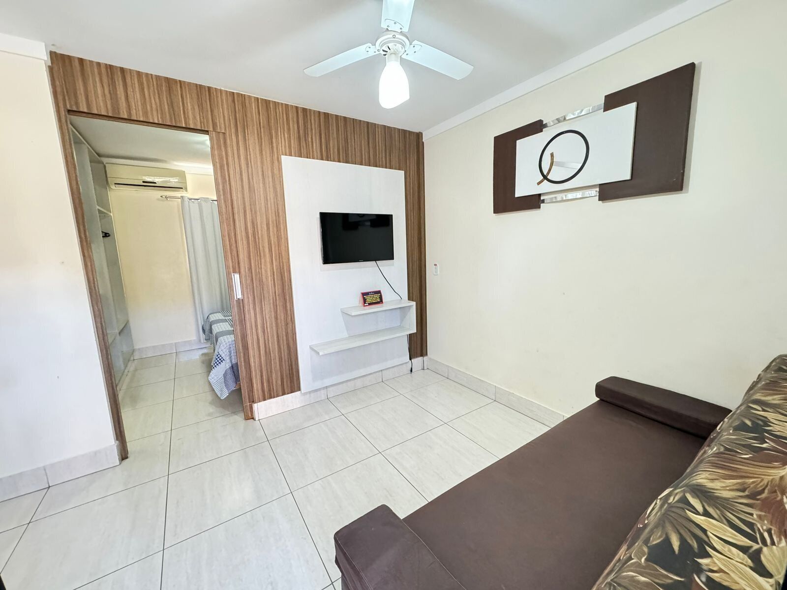 公寓 | 起居区 | 电视