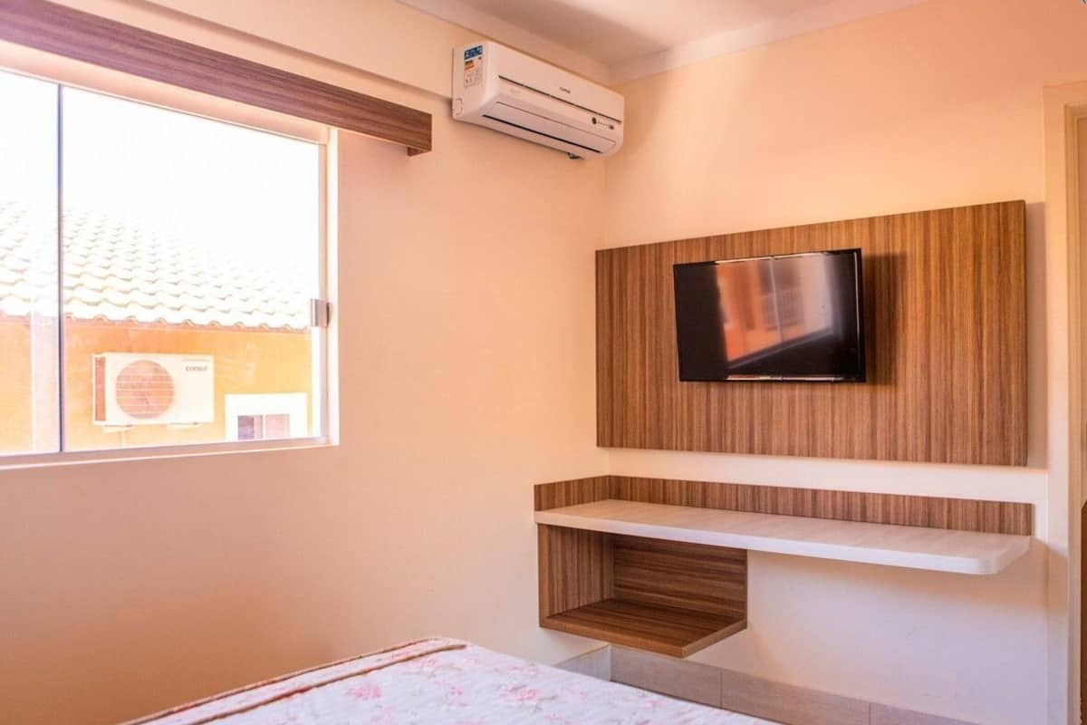 Apartment | 1 bedroom, in-room safe, free WiFi
