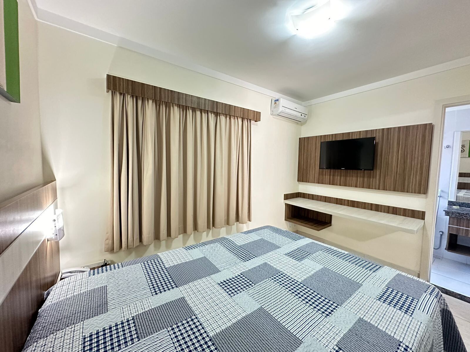 Caja de seguridad en la habitación y wifi gratis 