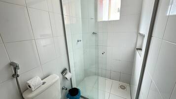 Ducha, cabezal de ducha tipo lluvia