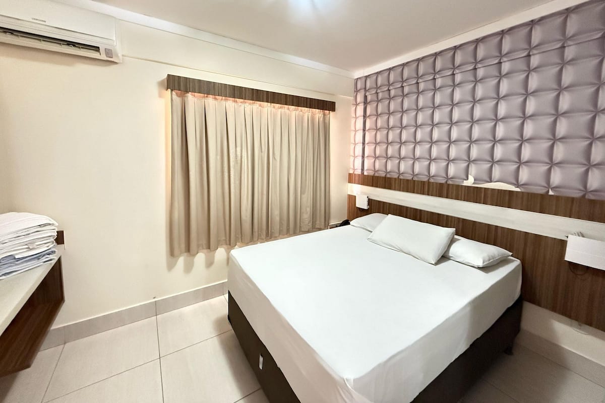 Apartment | 1 bedroom, in-room safe, free WiFi