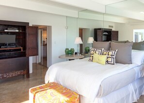 House, Multiple Beds (Hilltop Haven) | 2 bedrooms, iron/ironing board, free WiFi, bed sheets - Hilltop Haven (Palm Springs)