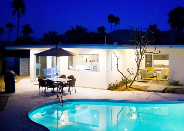 Apartment, 4 Bedrooms | Pool - Midcentury Rose (Palm Desert)