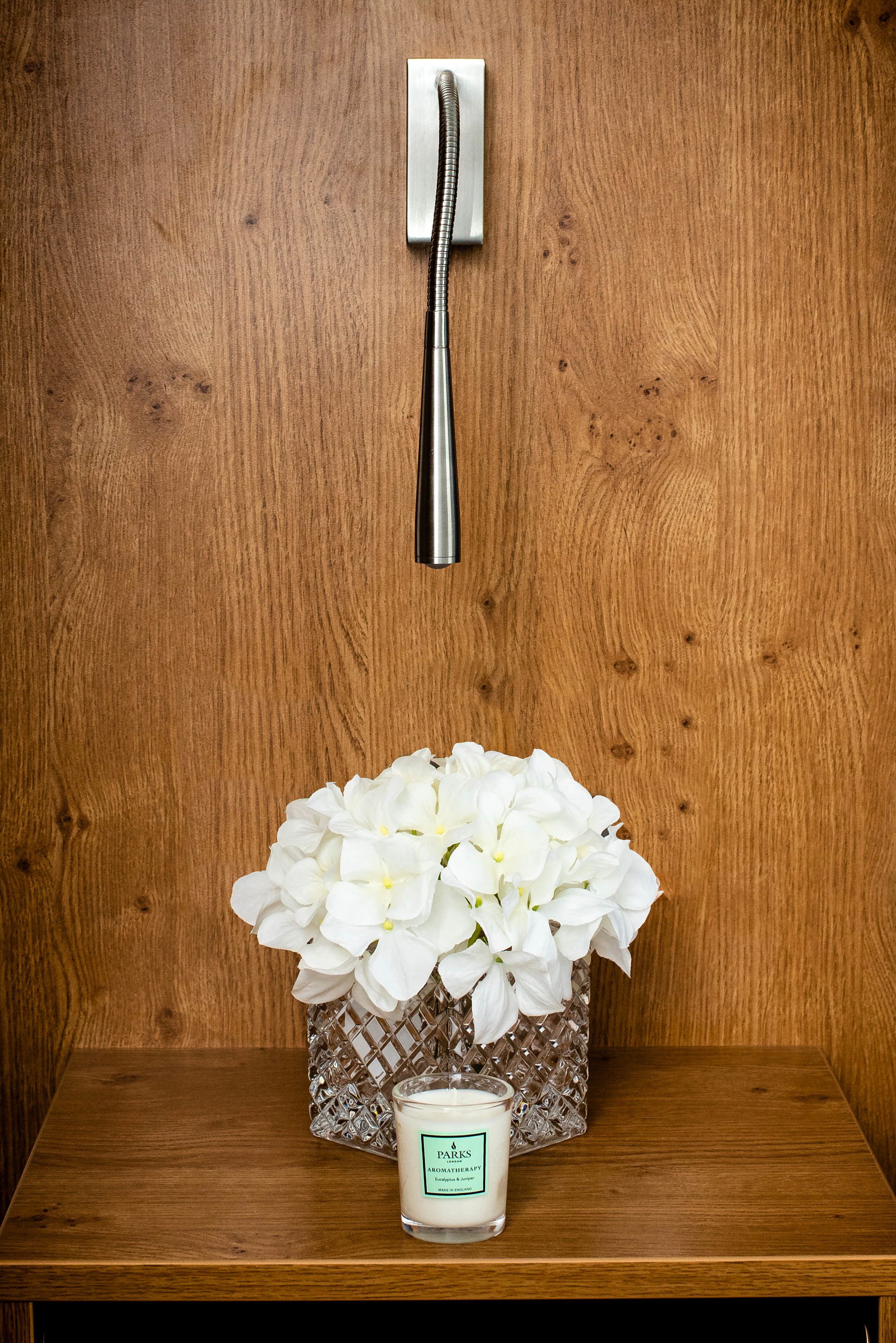 1 bedroom, premium bedding, desk, soundproofing