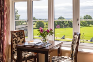 Habitación doble junior, vista al campo de golf | Vista desde la habitación