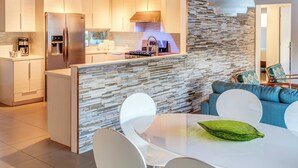 Apartment, 3 Bedrooms | Dining - Made in the Shade (Palm Desert)