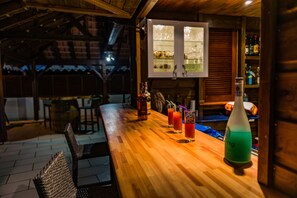 Poolside bar