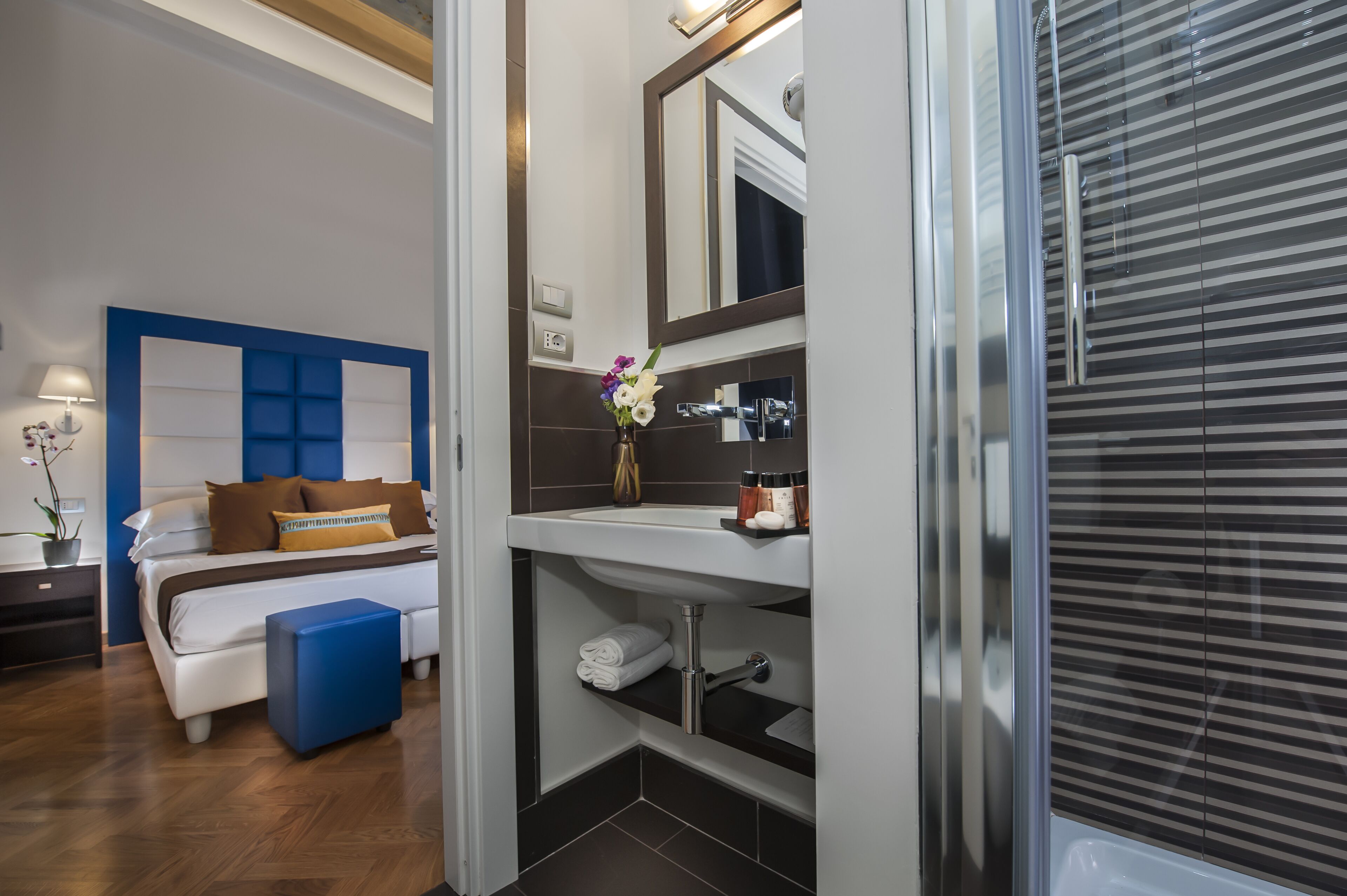 Photo - DVE Suite Rome