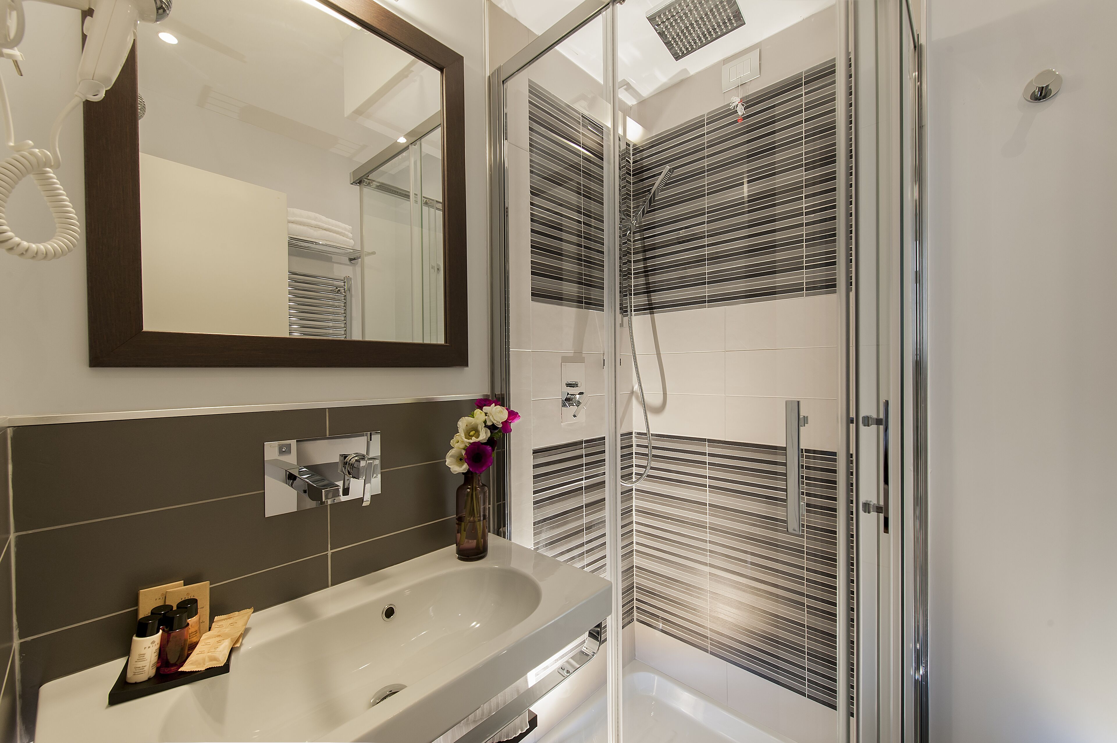 Photo - DVE Suite Rome