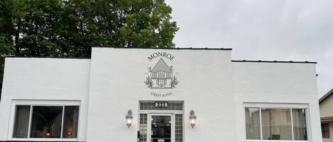 Bagian depan properti