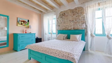 Superior Double Room | Premium bedding, minibar, in-room safe, desk