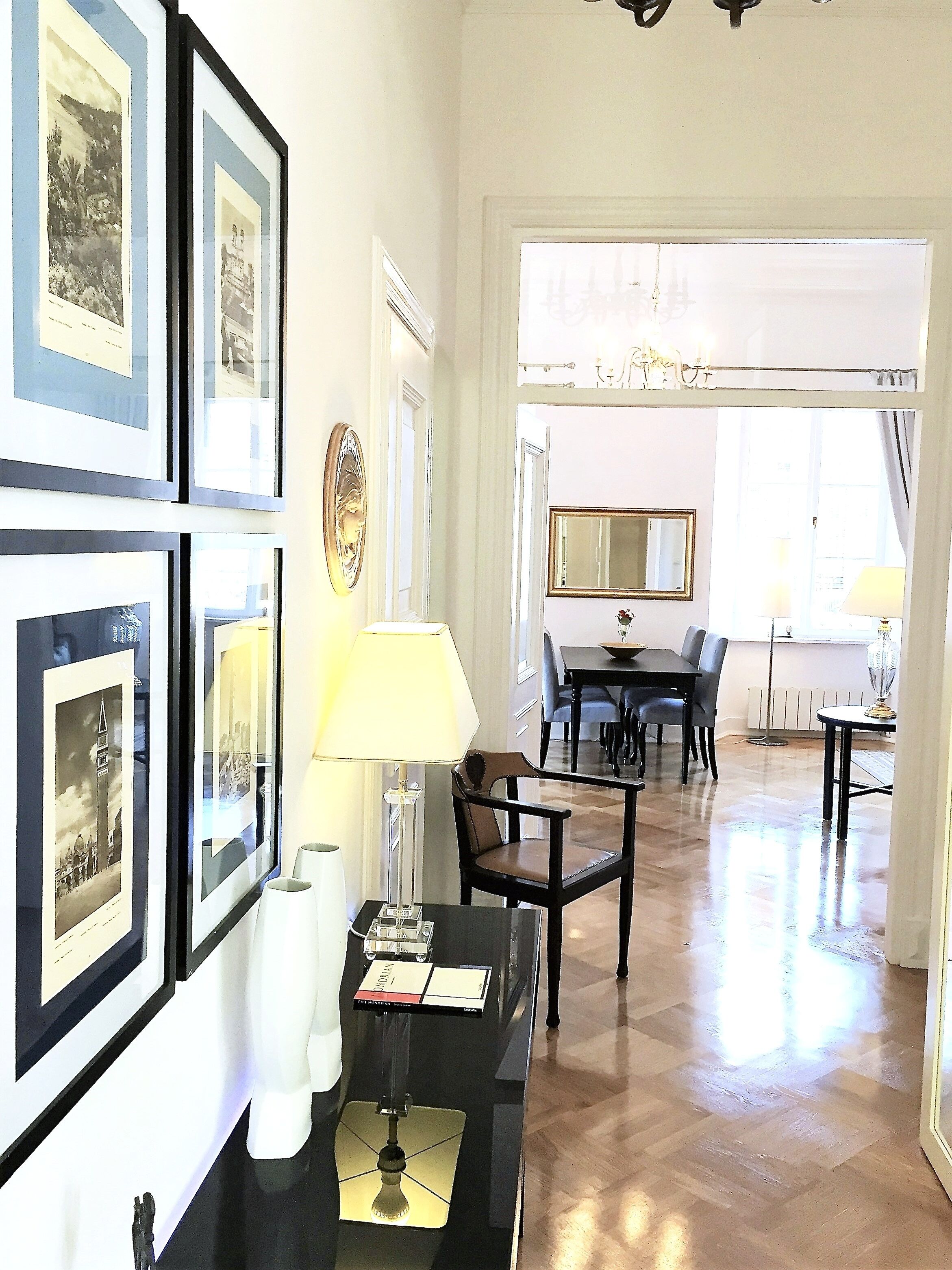 Luxury Suite, 1 Bedroom (Market Square view, 80 m2) | Living area | 55-inch flat-screen TV with satellite channels, TV