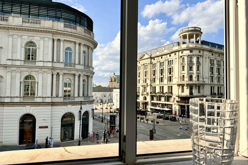 VOTRE Suite, 1 Bedroom (Royal Route View, 62 m2, ul. Królewska 2) | View from room