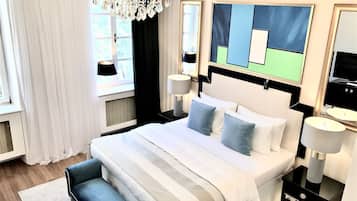 Presidential Suite, 3 Bedrooms, 2 Bathrooms (Market Square view, 180 m2) | Egyptiske bomuldslagner, premium-sengetøj, dundyner