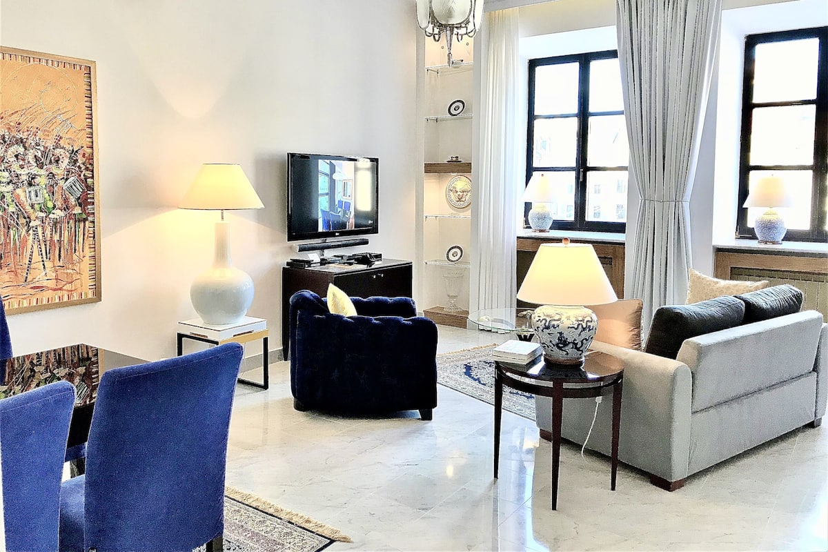 Luxury Deluxe Suite, 1 Bedroom (Market Square view, 65 m2)