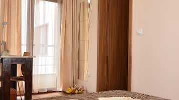 Design Apartment, 1 Bedroom, Balcony, City View | 2 bedrooms, Egyptian cotton sheets, premium bedding