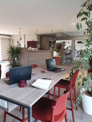 Lobby - Hotel Saint Louis (Le Thor)