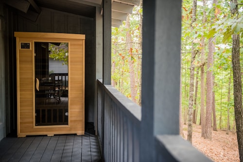 Hogsveil Cottages - Harry Potter Themed