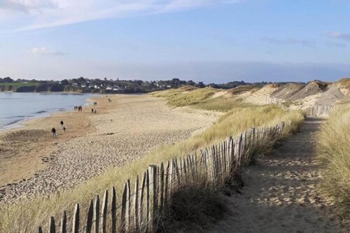 Appartement en bord de mer avec piscine