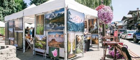 Standard House, 2 Bedrooms | Property grounds