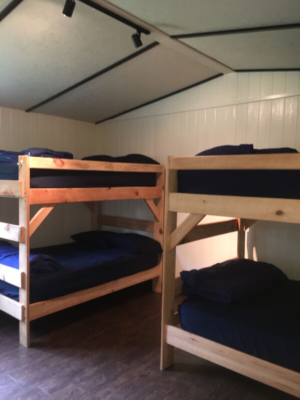 Room - Godspeed Events & Lodging (Port Matilda)