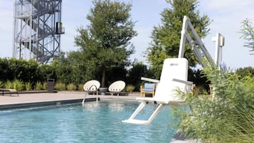2 outdoor pools, cabanas (surcharge), sun loungers