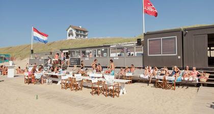 Ferienhaus in Bergen aan Zee mit Terrasse