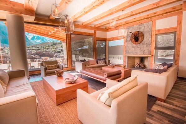 Fireplace - Refugio El Morado (San José de Maipo)