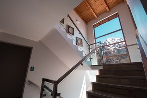 Staircase - Refugio El Morado (San José de Maipo)