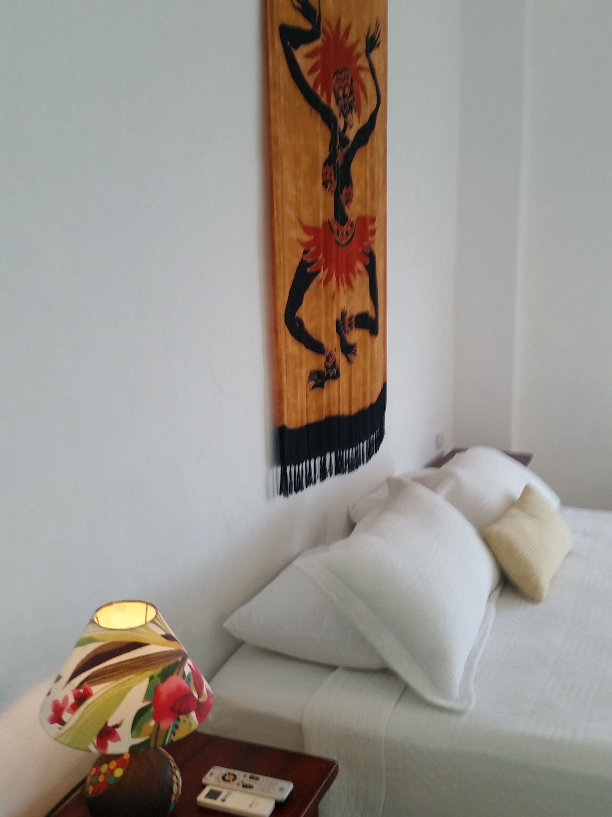 deluxe family room, non smoking | desk, free wifi