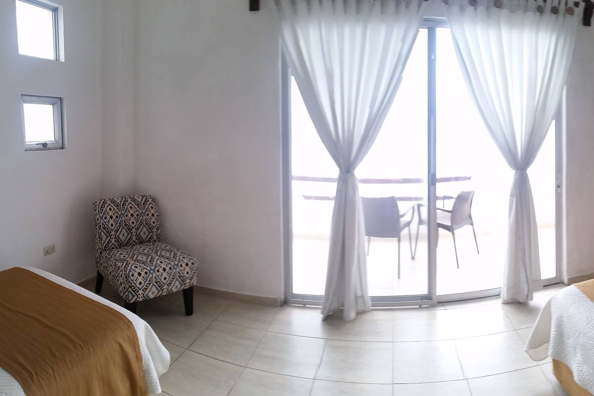 Phòng Deluxe, không hút thuốc | Bàn, truy cập Internet không dây miễn phí 