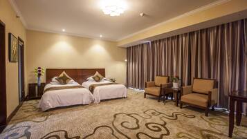 Executive Twin Room | Desk, blackout drapes, free WiFi