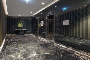 Lobby - Imagine Marco (Southbank)
