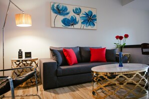 Couple Suite | Living area | LED TV - Sand & Sandals Desaru Beach Resort & Spa (Bandar Penawar)