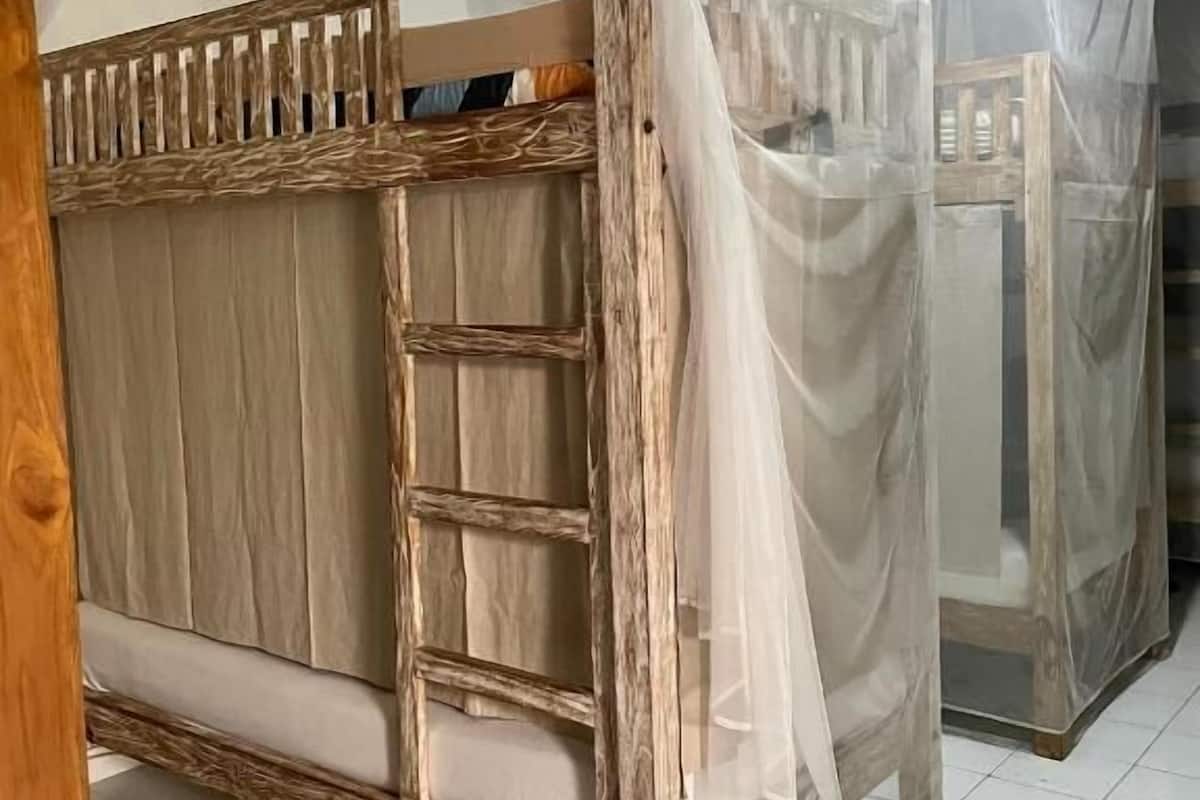 Coffres-forts dans les chambres, Wi-Fi gratuit, draps fournis