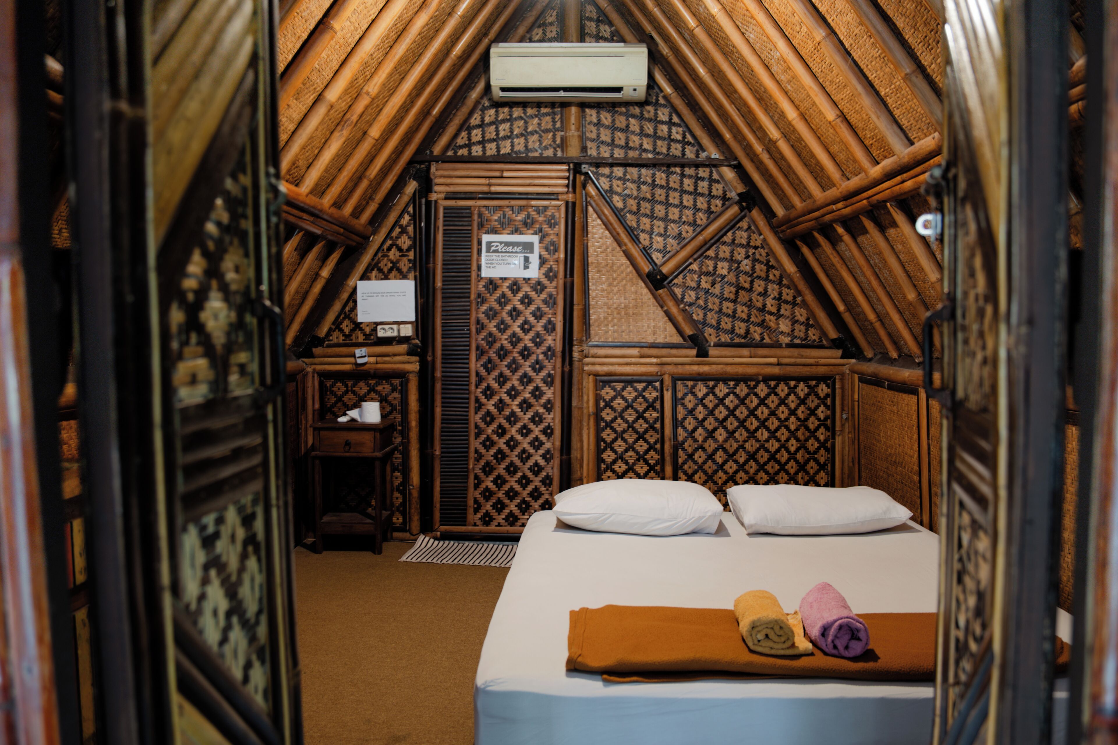 Kamar Double Tradisional | Brankas, Wi-Fi gratis, dan seprai linen