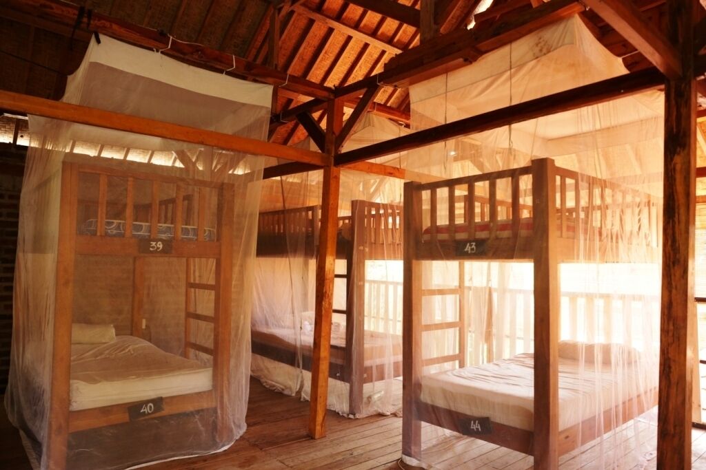 Caja de seguridad en la habitación, wifi gratis y ropa de cama 