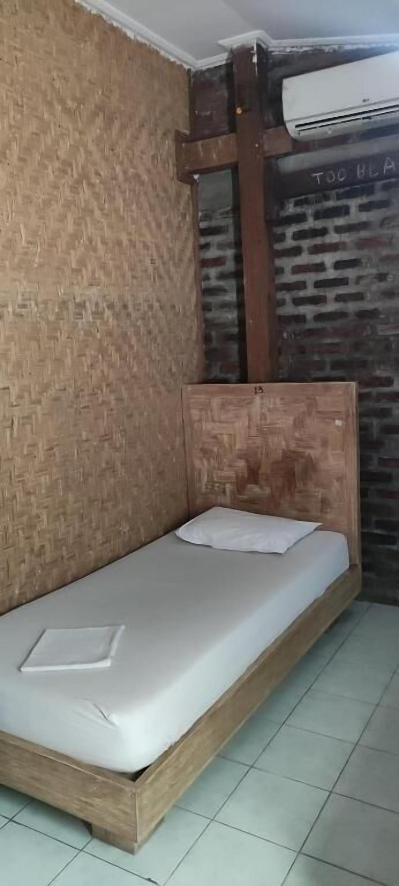 Standard Double Room, 2 Twin Beds | In-room safe, free WiFi, bed sheets