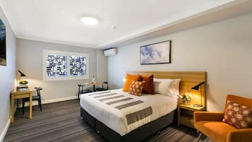 In-room safe, blackout curtains, soundproofing, iron/ironing board