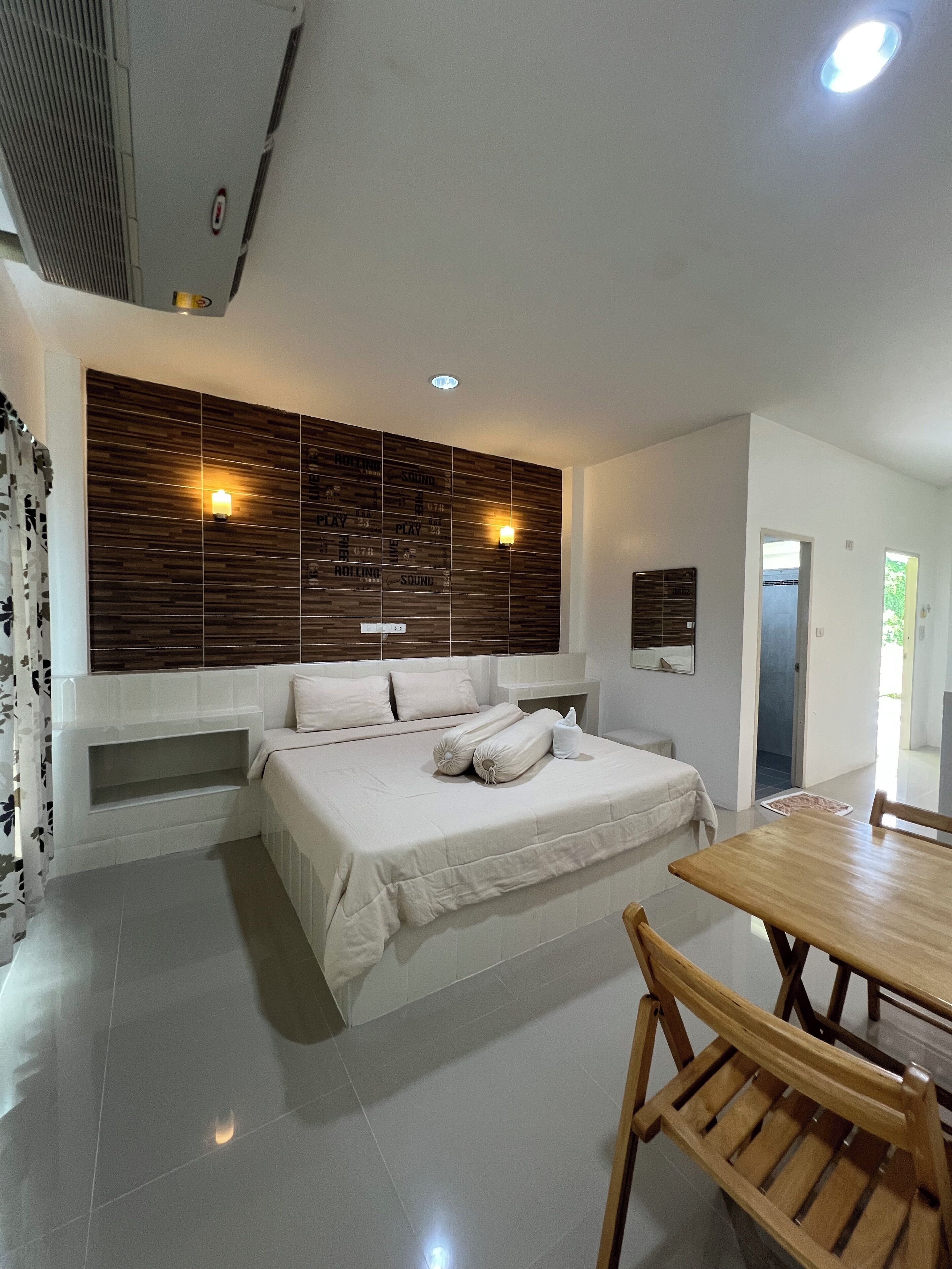 Chambre Triple | Wi-Fi gratuit, draps fournis