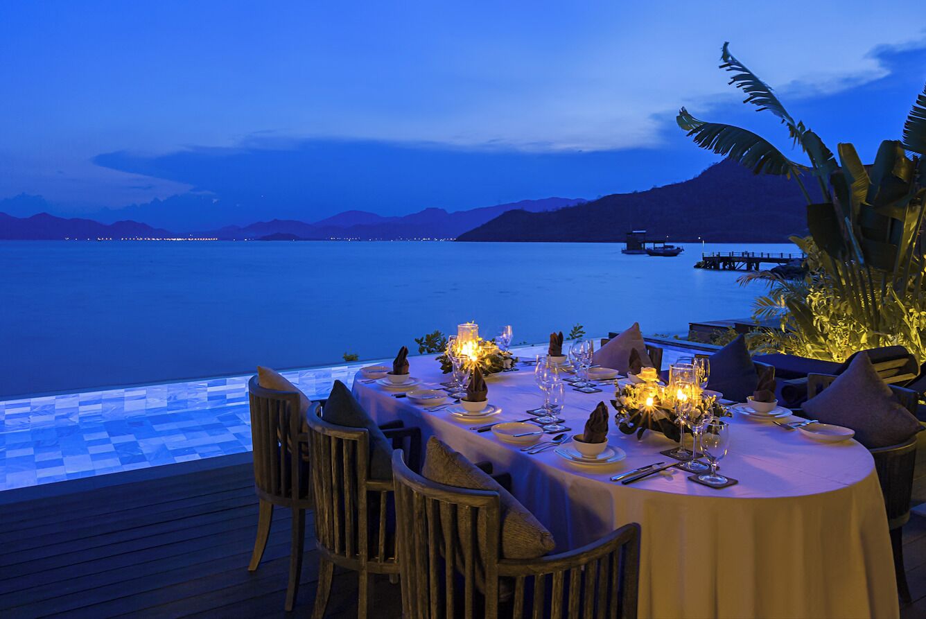 two bedrooms beachfront pool villa | in-room dining