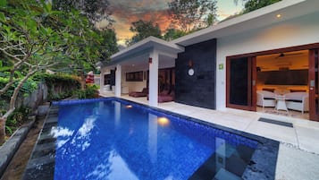 Télévision LCD de 40 pouces avec chaßnes par cùble, télévision