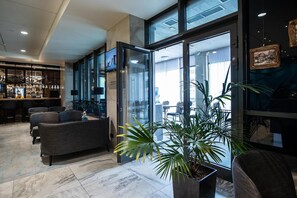 Lobby - Mirotel Novosibirsk (Novosibirsk)