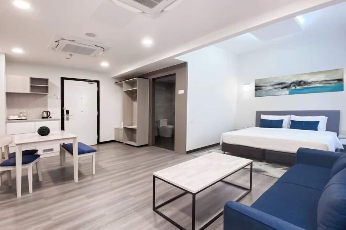 1 habitación, minibar, caja de seguridad en la habitación y escritorio