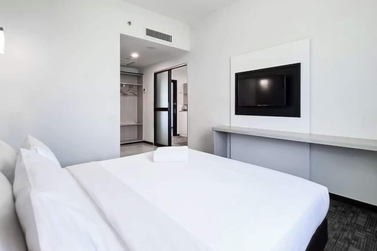 1 habitación, minibar, caja de seguridad en la habitación y escritorio