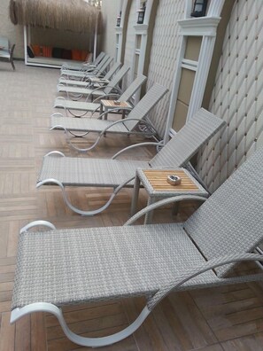 Alberca al aire libre por temporada